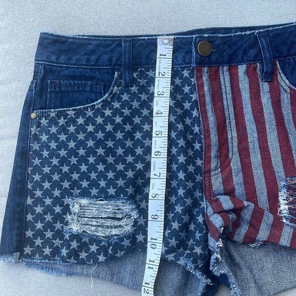 Design Lab denim jean shorts American Flag size 28 - Picture 5 of 7